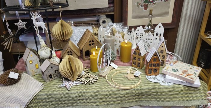 Weihnachtliche Dekoartikel