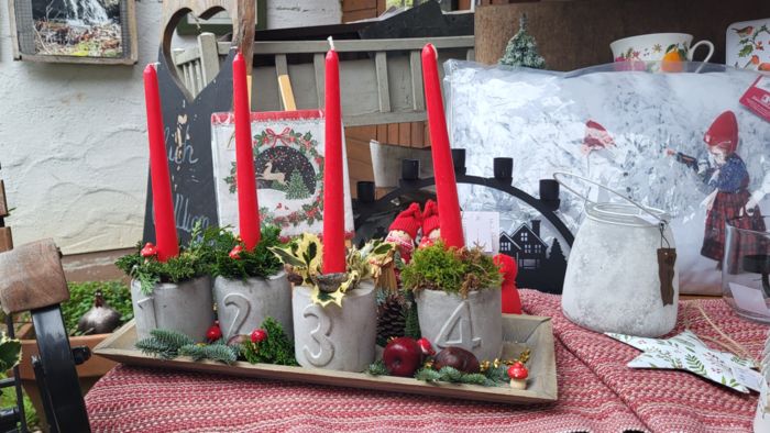 Weihnachtliche Dekoartikel